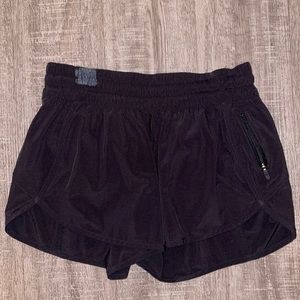 Lululemon Tracker Short 4”